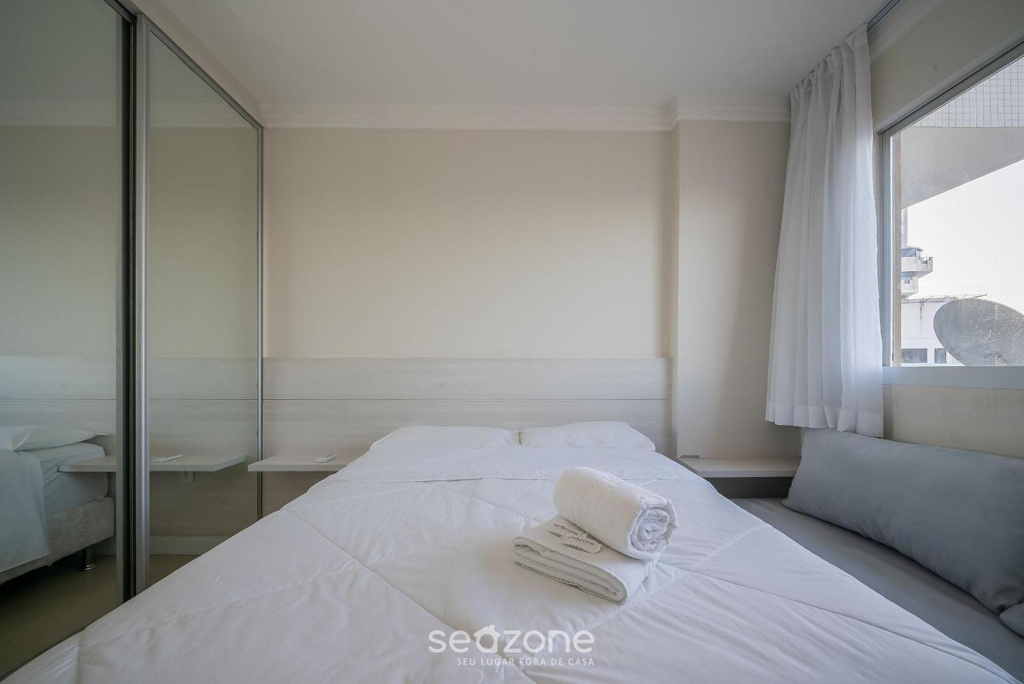 Aconchegante Apto Com Varanda Vista Mar Cet1702 Apartment *