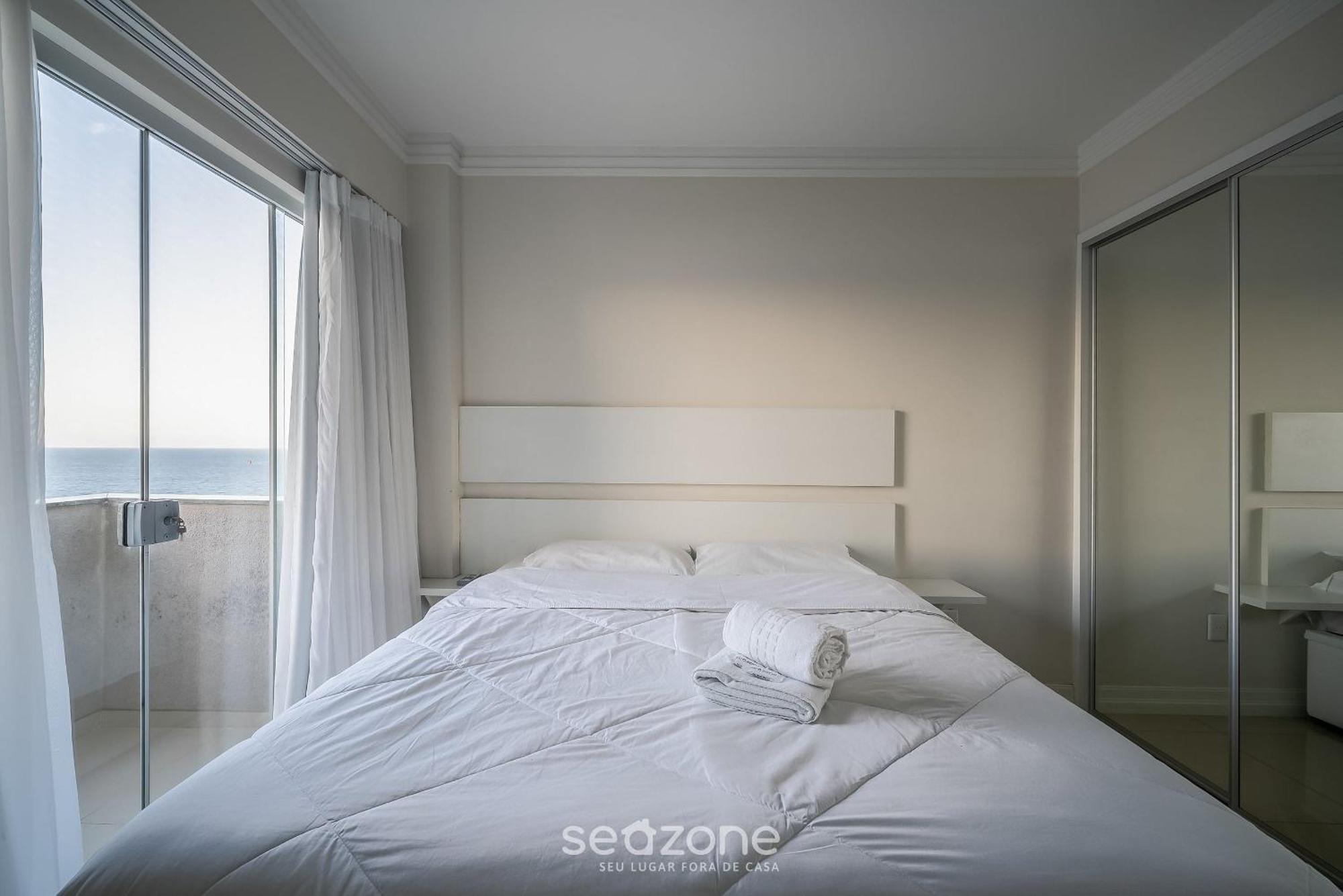 Apartamento Apto Aconchegante 3q Com Varanda Vista Mar Cet1702